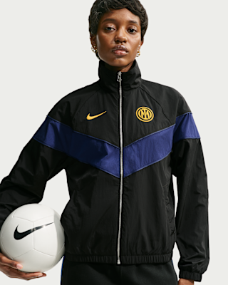 Inter Milan Windrunner Women's Nike Football UV Woven Jacket. Nike IL